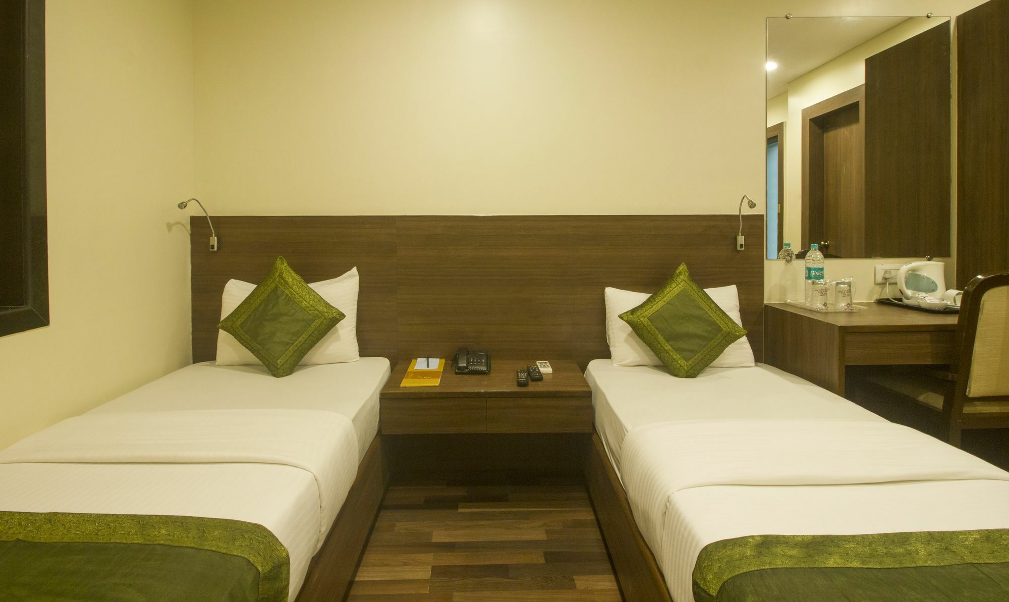 Treebo Trend Rosewood Hotel Bombay Eksteriør billede