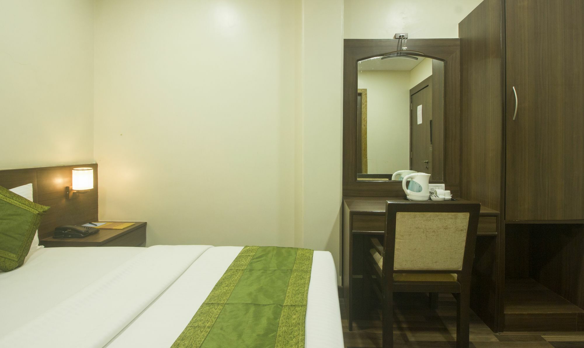 Treebo Trend Rosewood Hotel Bombay Eksteriør billede