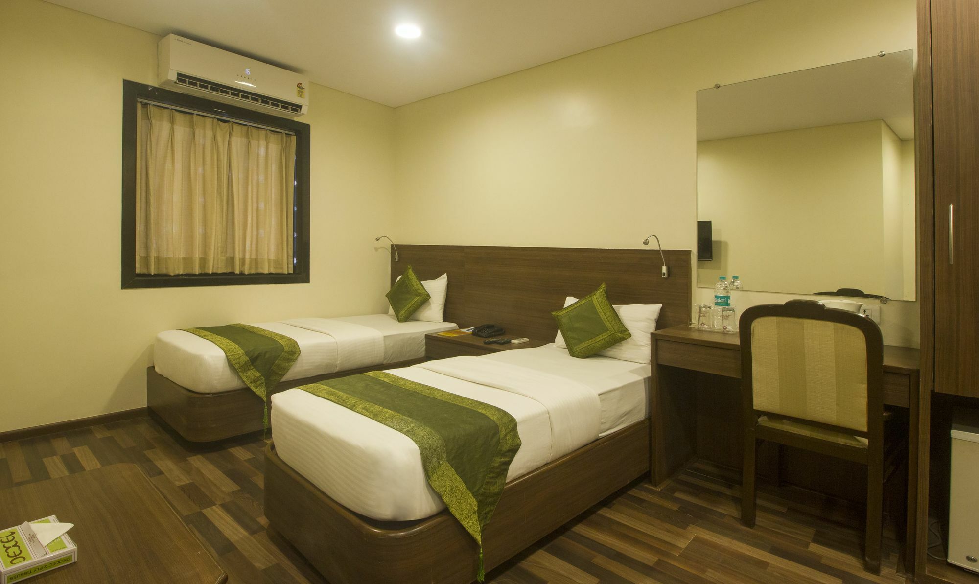 Treebo Trend Rosewood Hotel Bombay Eksteriør billede